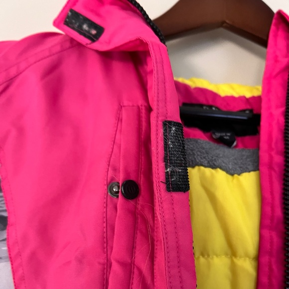 Pink snowboarding coat for small girl size 7/8 - Picture 5 of 8